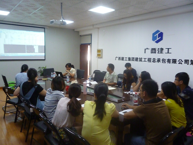 ������BIM����רҵ��Ա��Ϊ�ֳ���Աϸ�Ľ���